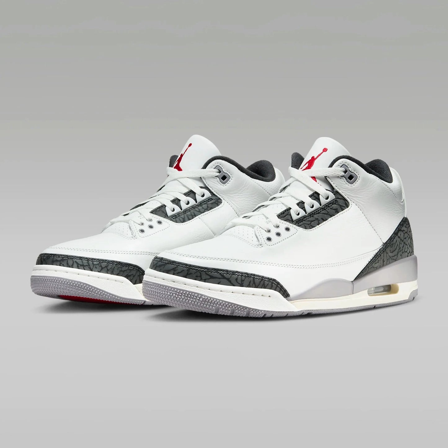 Air Jordan 3 Retro "Cement Grey"