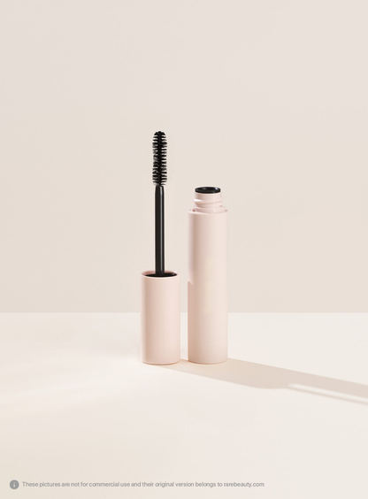 Perfect Strokes Universal Volumizing Mascara